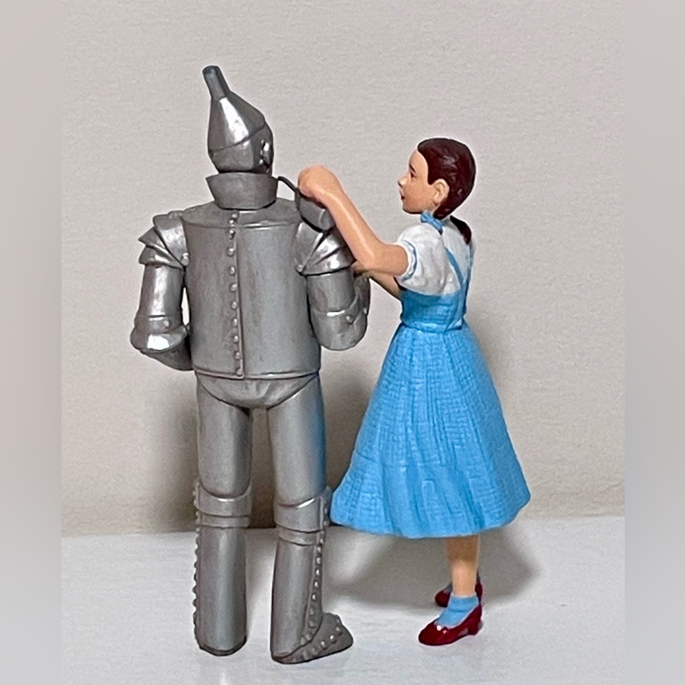 Hallmark Keepsake “Dorothy and Tin Man” Wizard of Oz Ornament - Picture 3 of 9